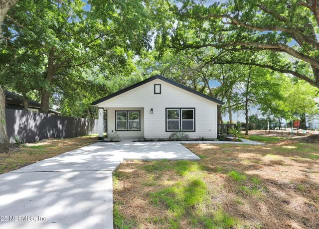 Property at 4636 Hunt St, Jacksonville, FL 32254, 4 beds, 2 baths