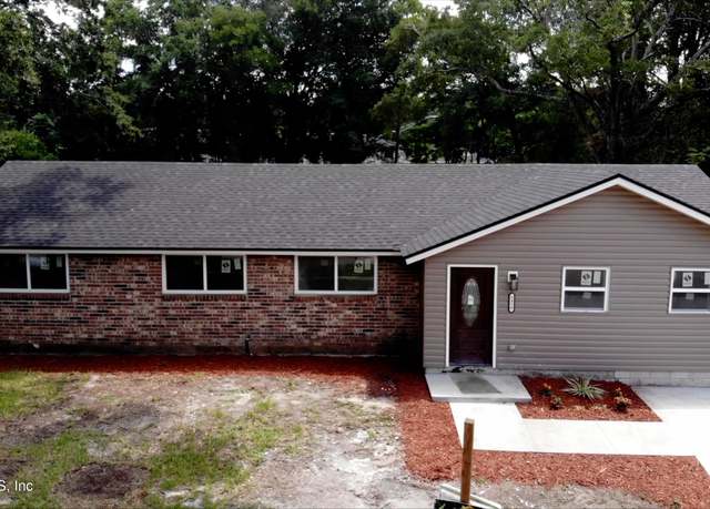 Property at 8450 Finwood Ave, Jacksonville, FL 32221, 3 beds, 2 baths