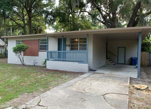 Property at 2117 Hoffman St, Jacksonville, FL 32211, 3 beds, 1 bath