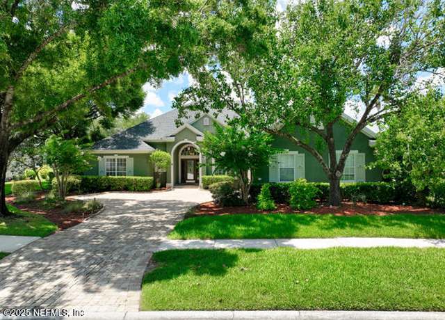 Property at 8240 Wallingford Hills Ln, Jacksonville, FL 32256, 5 beds, 4 baths
