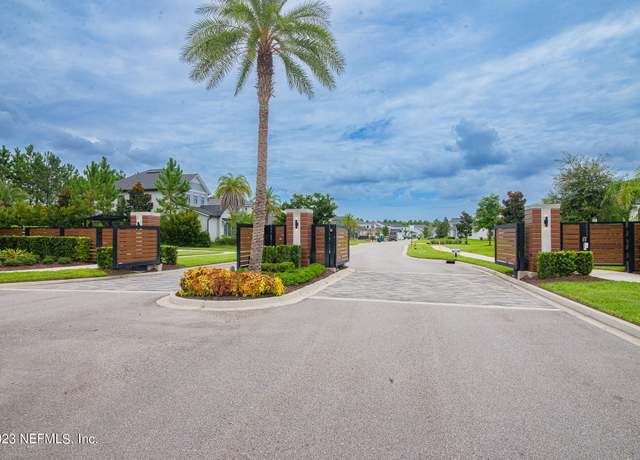 Property at 10173 Illumination Dr, Jacksonville, FL 32256, 4 beds, 3.5 baths