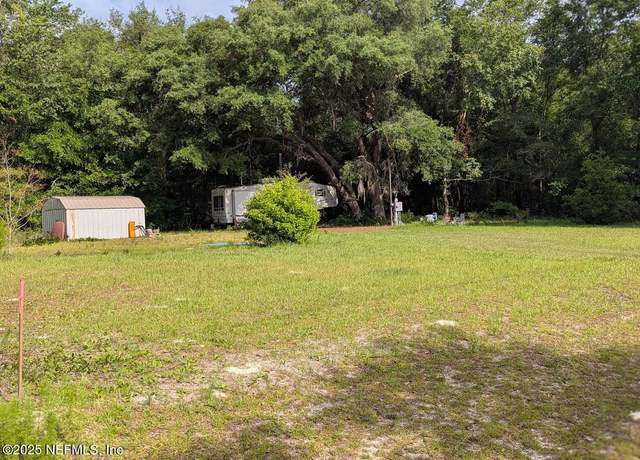 Property at 229 Azalea Ave, Interlachen, FL 32148