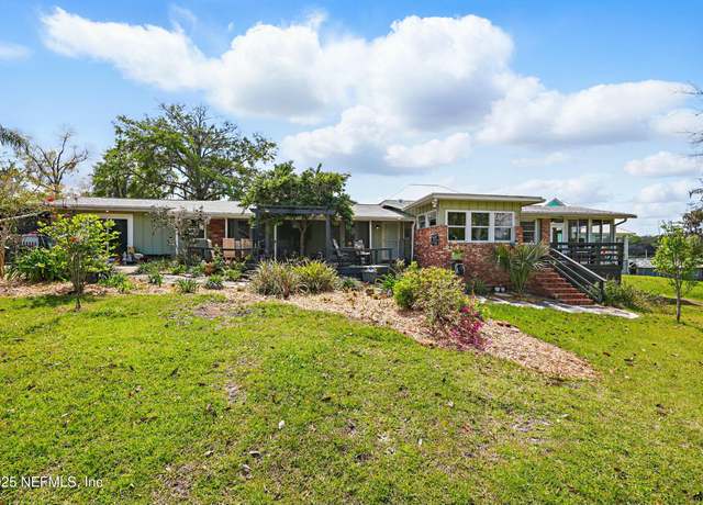 Property at 245 Cokesbury Ct, Green Cove Springs, FL 32043, 4 beds, 3 baths