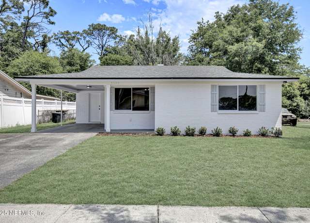 Property at 9509 Spottswood Rd, Jacksonville, FL 32208, 4 beds, 2 baths