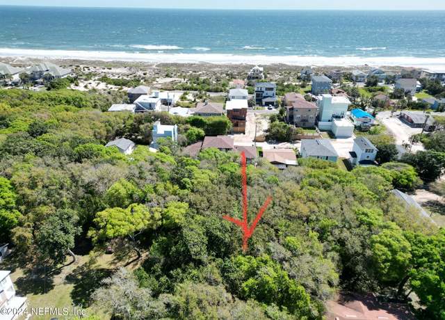 Property at 5424 Ervin St, Fernandina Beach, FL 32034, 2 beds, 1 bath
