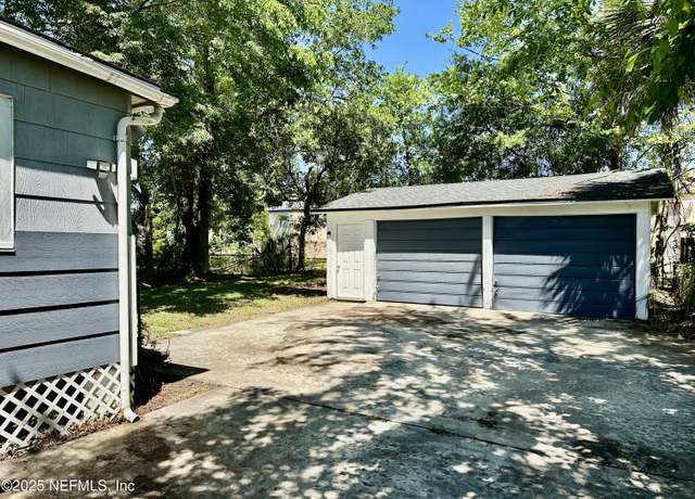 Property at 2887 Lenox Ave, Jacksonville, FL 32254, 3 beds, 1 bath
