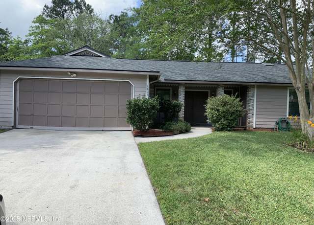 Property at 1805 Hearth St, Middleburg, FL 32068, 3 beds, 2 baths