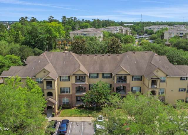 Property at 7800 Point Meadows Dr #231, Jacksonville, FL 32256, 2 beds, 2 baths
