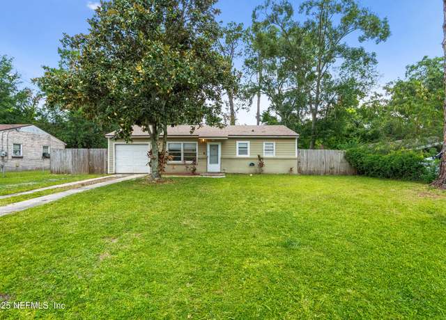 Property at 5546 Green Forest Dr, Jacksonville, FL 32244, 3 beds, 1 bath