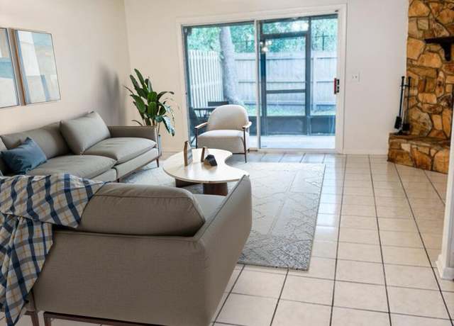 Property at 9360 Craven Rd #806, Jacksonville, FL 32257, 2 beds, 2.5 baths