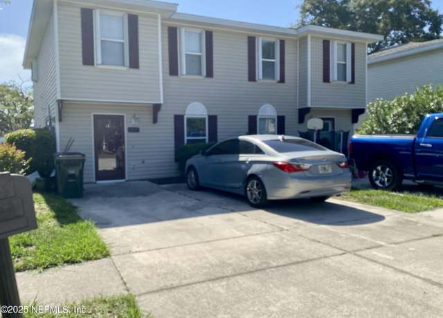 Property at 1114 Scheidel Ct, Atlantic Beach, FL 32233, 3 beds, 2 baths