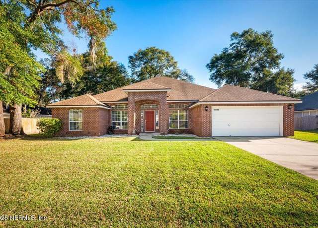 Property at 86198 Meadowwood Dr, Yulee, FL 32097, 4 beds, 3 baths