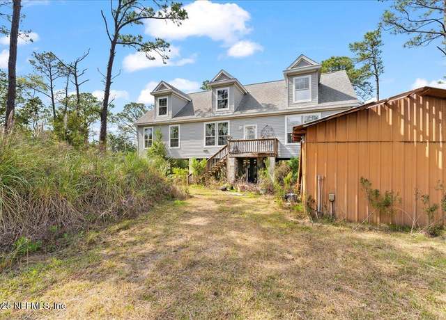 Property at 94245 Palm Cir W, Fernandina Beach, FL 32034, 3 beds, 2 baths