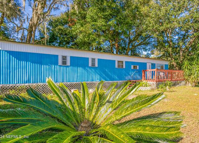 Property at 203 Algonquin St, Satsuma, FL 32189, 2 beds, 2 baths