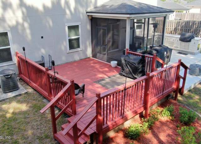 Property at 15717 Basil Creek Ct, Jacksonville, FL 32218, 5 beds, 3 baths