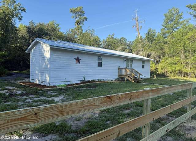 Property at 143 Desoto Dr, Florahome, FL 32140, 3 beds, 2 baths