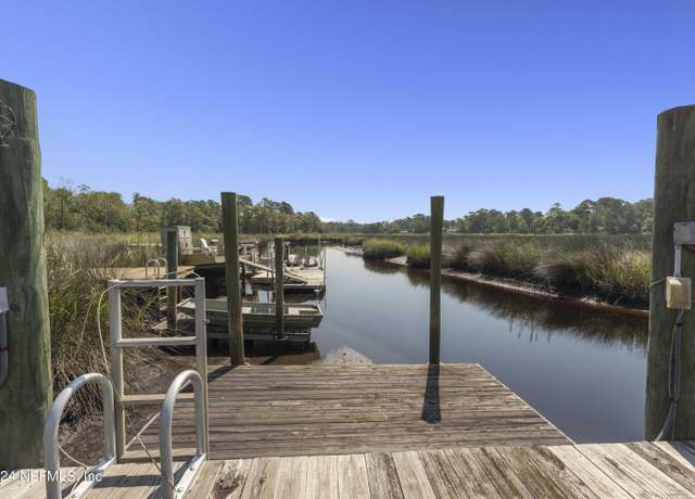 Property at 12147 Captiva Bluff Rd, Jacksonville, FL 32226, 3 beds, 2 baths