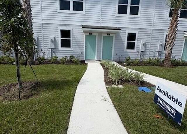 Property at 82 Montellano Rd, St. Augustine, FL 32084, 2 beds, 2.5 baths