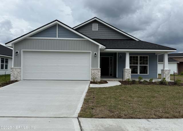 Property at 8290 Helmsley Blvd, Jacksonville, FL 32219, 4 beds, 2 baths