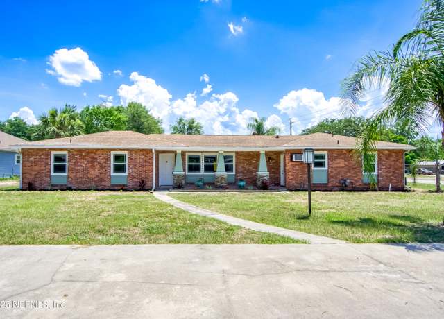Property at 2155 Diana Dr, Palatka, FL 32177, 4 beds, 3.5 baths