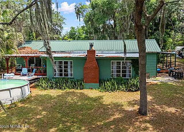 Property at 17200 SE 61st Pl, Ocklawaha, FL 32179, 2 beds, 1 bath