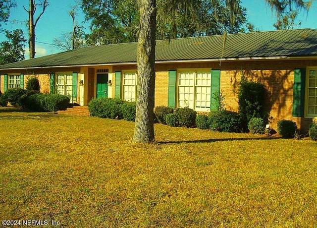 Property at 1113 Fieldcrest Rd, Jasper, FL 32052, 5 beds, 3 baths