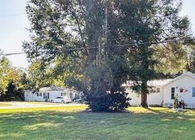 Property at 477 Susie Ct, Macclenny, FL 32063, 8 beds, 6 baths