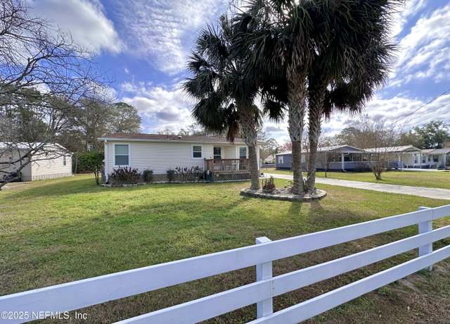 Property at 112 Waterside Ave, Satsuma, FL 32189, 2 beds, 2 baths