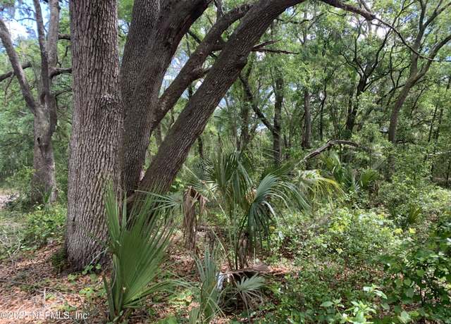 Property at 157 Oak Cir, Interlachen, FL 32148