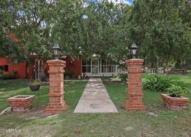 Property at 111 Marsh Ln, Palatka, FL 32177, 3 beds, 2 baths