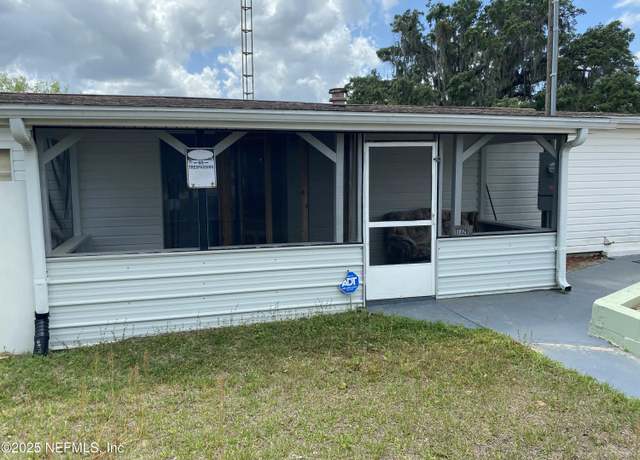 Property at 17320 SE 34th Ln, Ocklawaha, FL 32179, 3 beds, 2 baths