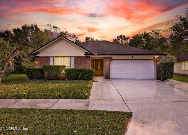 Property at 2007 Hovington Cir E, Jacksonville, FL 32246, 4 beds, 2 baths