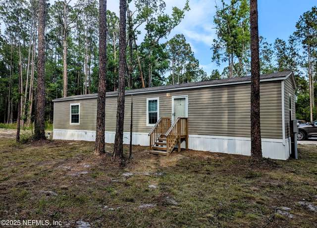 Property at 109 Timber Ct, Palatka, FL 32177, 2 beds, 2 baths