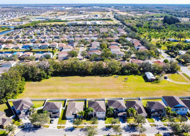 Property at 1612 E Shell Point Rd, Ruskin, FL 33570, 3 beds, 2 baths