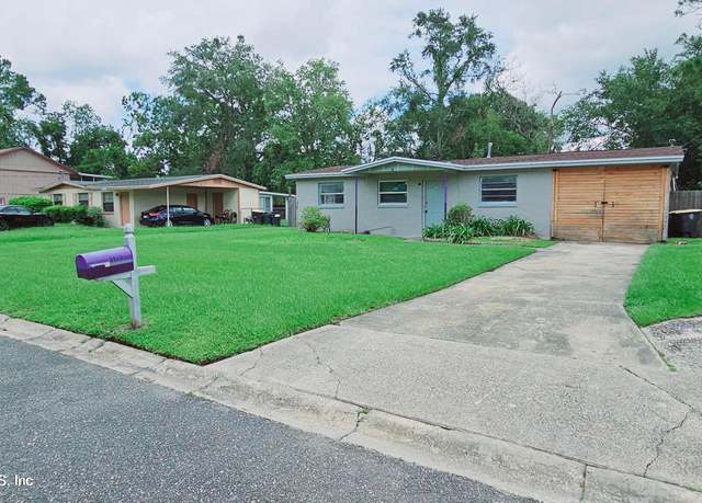 Property at 9419 Scadlocke Rd, Jacksonville, FL 32208, 3 beds, 2 baths