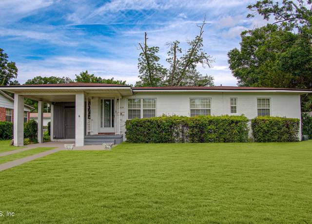 Property at 3828 Tyndale Dr, Jacksonville, FL 32210, 3 beds, 1.5 baths