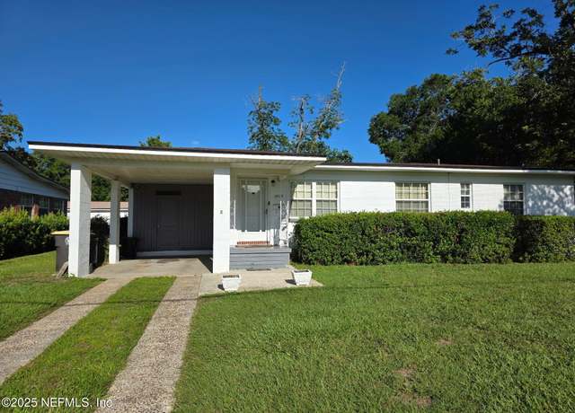 Property at 3828 Tyndale Dr, Jacksonville, FL 32210, 3 beds, 1.5 baths