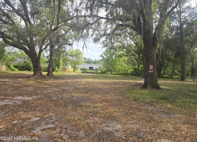 Property at 8576 Osteen St, Jacksonville, FL 32210