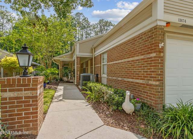 Property at 13674 Wm Davis Pkwy, Jacksonville, FL 32224, 3 beds, 2 baths