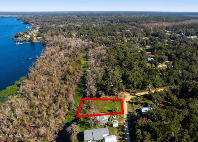 Property at 120 Ridgeline Ave, Satsuma, FL 32189