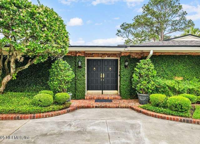 Property at 4105 Venetia Blvd, Jacksonville, FL 32210, 4 beds, 3.5 baths
