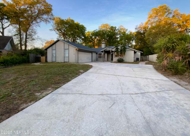 Property at 2212 Broad Water Ct, Jacksonville, FL 32225, 4 beds, 2.5 baths