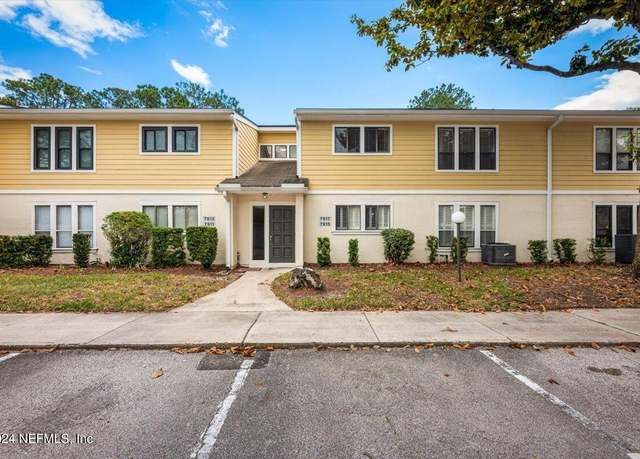 Property at 7915 Los Robles Ct #7915, Jacksonville, FL 32256, 2 beds, 2 baths