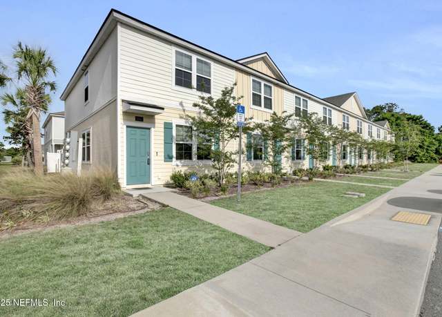Property at 2882 Fallow Cir, Jacksonville, FL 32225, 3 beds, 2.5 baths