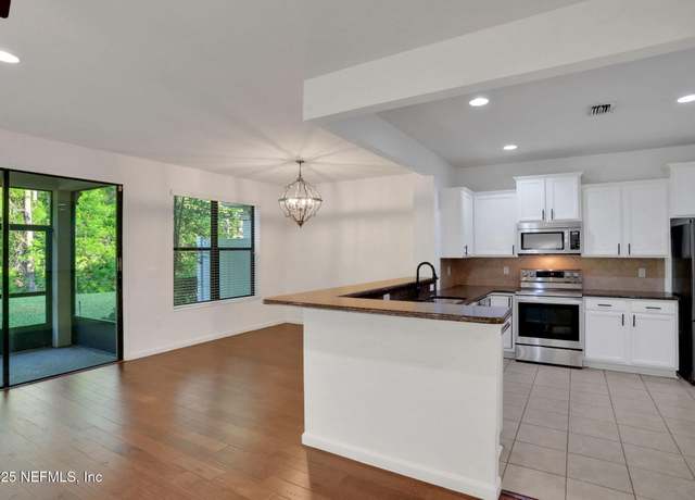 Property at 3775 Casitas Dr, Jacksonville, FL 32224, 3 beds, 2.5 baths