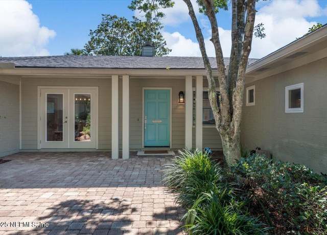 Property at 1659 Sea Oats Dr, Atlantic Beach, FL 32233, 4 beds, 2.5 baths