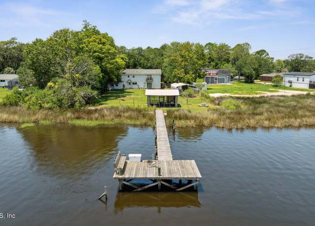 Property at 9729 Carbondale Dr E, Jacksonville, FL 32208, 4 beds, 2.5 baths