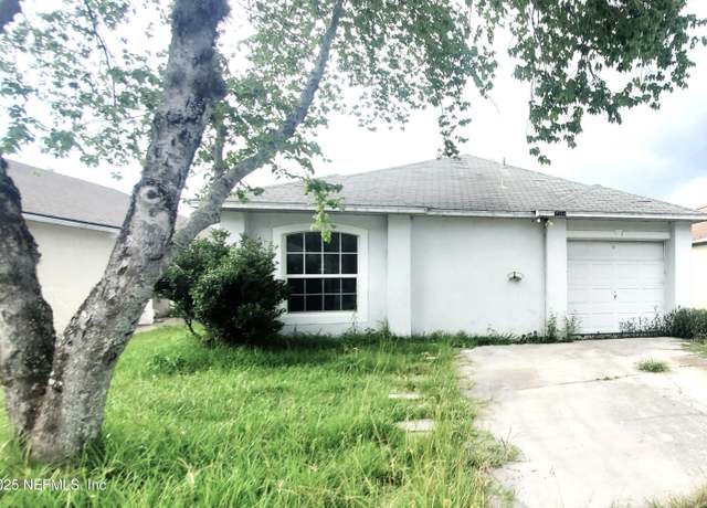 Property at 1574 Slash Pine Ct, Orange Park, FL 32073, 4 beds, 2 baths
