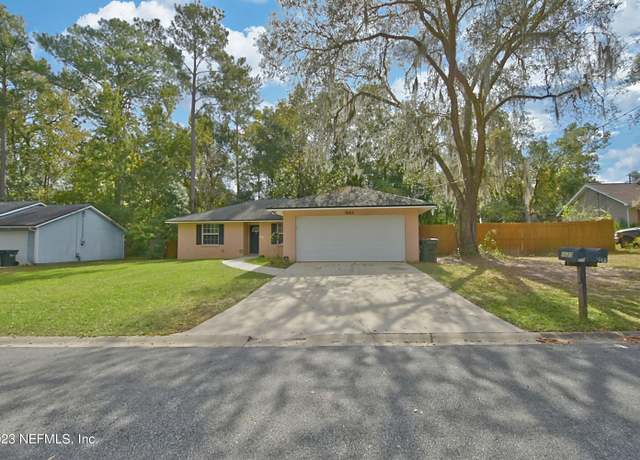 Property at 1623 Harring St, Green Cove Springs, FL 32043, 3 beds, 2 baths