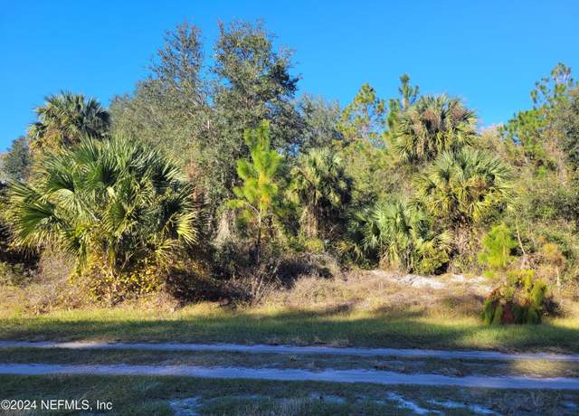 Property at 910 Paradise Blvd, Georgetown, FL 32139